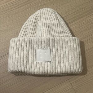 Acne Studio Beanie Beige